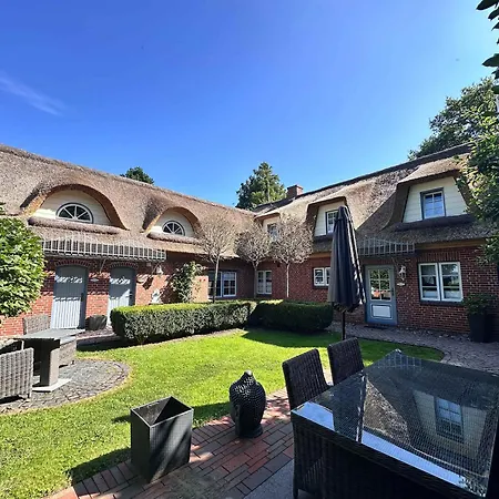 Sky & Homes Eiderente I Kleine Auszeit Unter Reet - Ruhig & Gemuetlich * Böhl